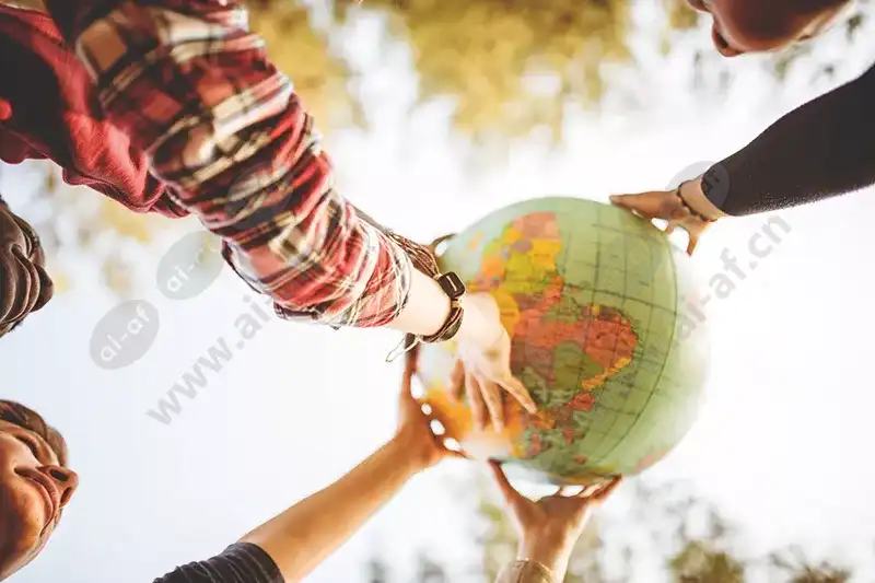 globe_blurry_hands_holding_1703_lo.jpg.webp