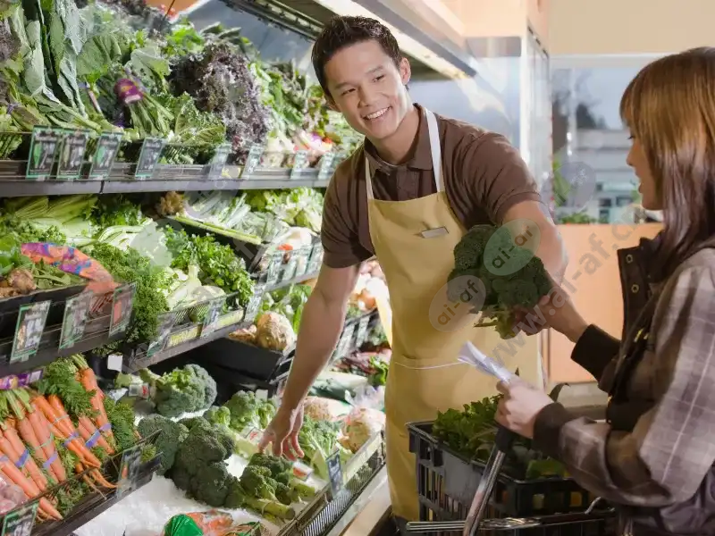 man_helping_broccoli_groceries_produce_vegetables_2007_2600x1950.jpg.webp