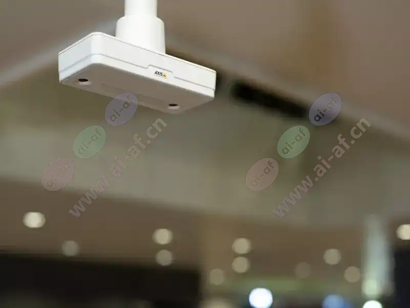 p8815-2_t91B53._ceiling_2212_hi-4-3Mediawithtext.jpg.webp