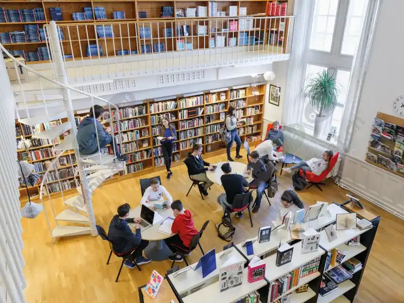 school_library_kids_02_1804_hi.png.webp