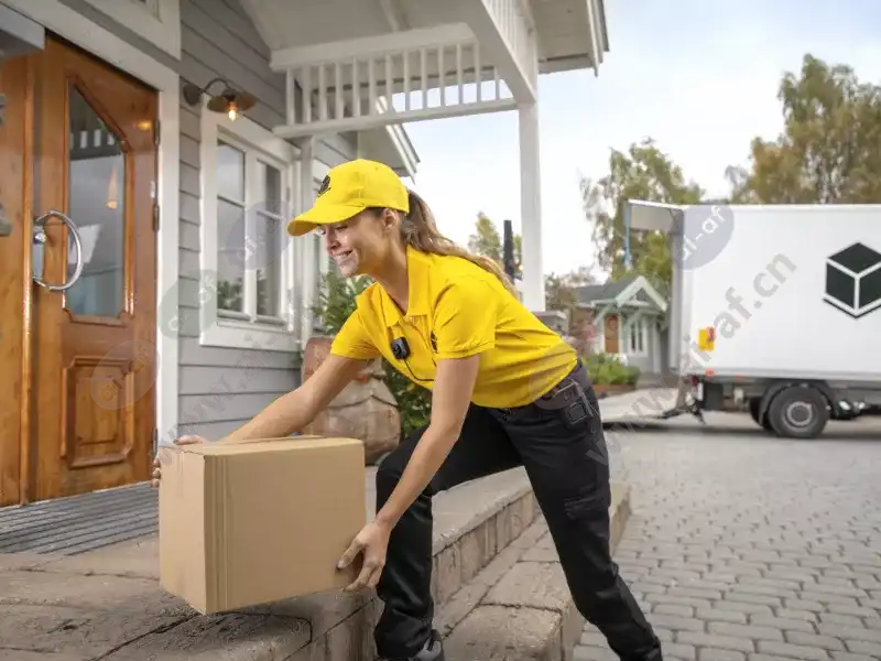 w101_tw1201_delivery_woman_dropping_off_package_2112_hi-4-3Mediawithtext.jpg.webp