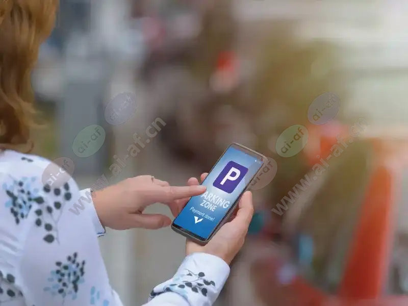 woman_parking_app_hands_smartphone_1909_2600x1950.jpg.webp