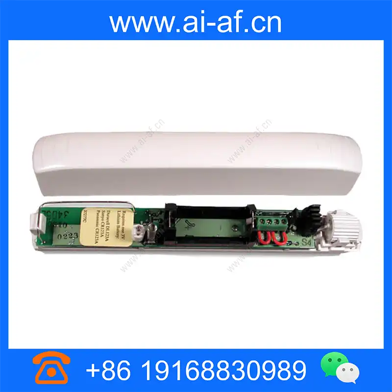 Bosch RF3405E RADION inertia Wireless vibration sensor w/loop input 4.998.126.451 rf3405e_img_00.webp